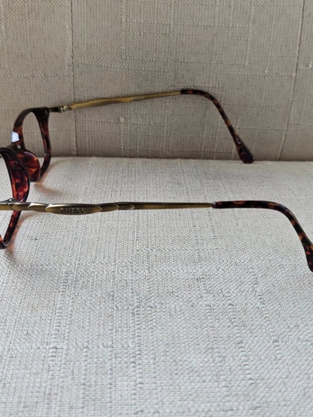 Vintage Guess Ladies Eyeglasses Frame GU643 Eyewear Glasses Brown/Gold Tone - Picture 10 of 10